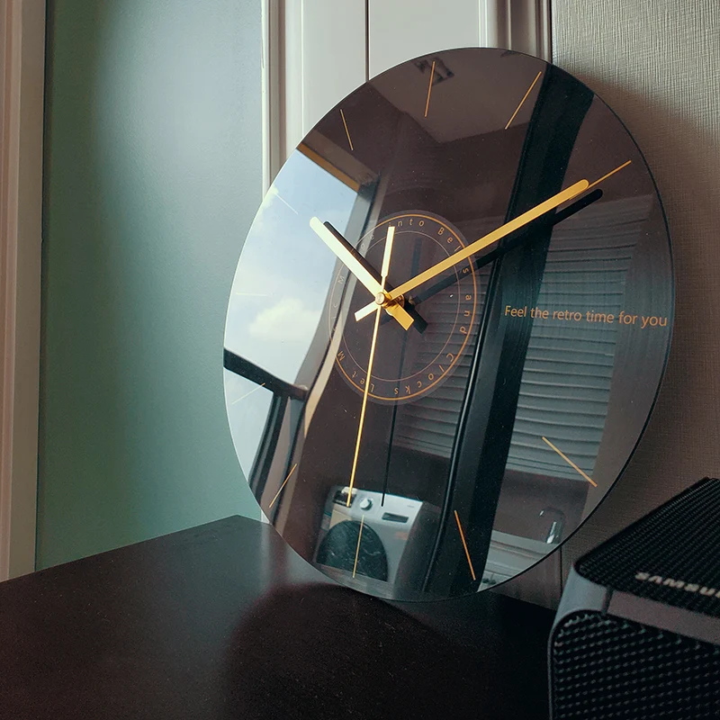 Luxury Silent Wall Clock Livin - مراجعة Luxury Lifestyle Gifts وسعره