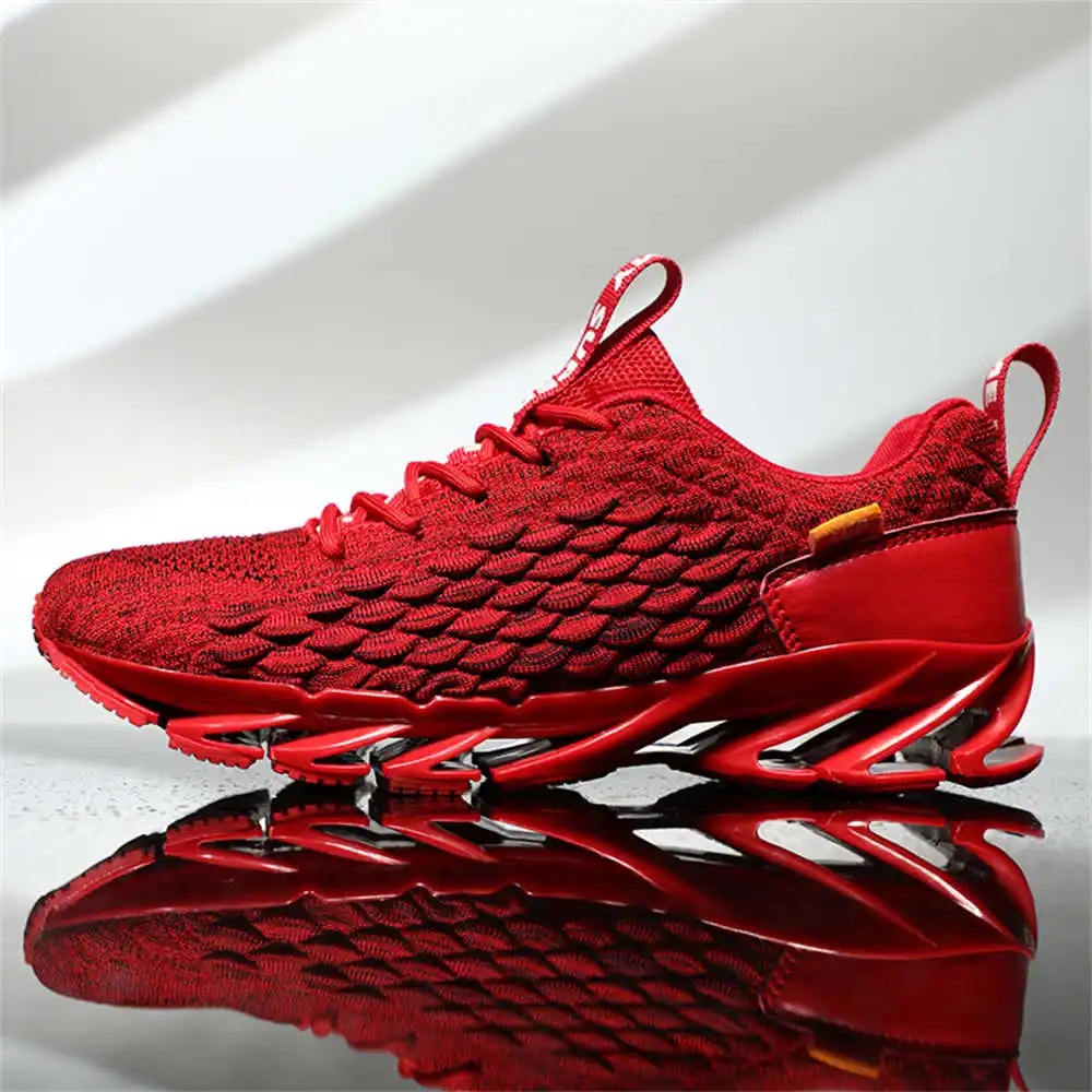 size 44 size 39 walking shoes  - مراجعة Luxury Lifestyle Gifts وسعره