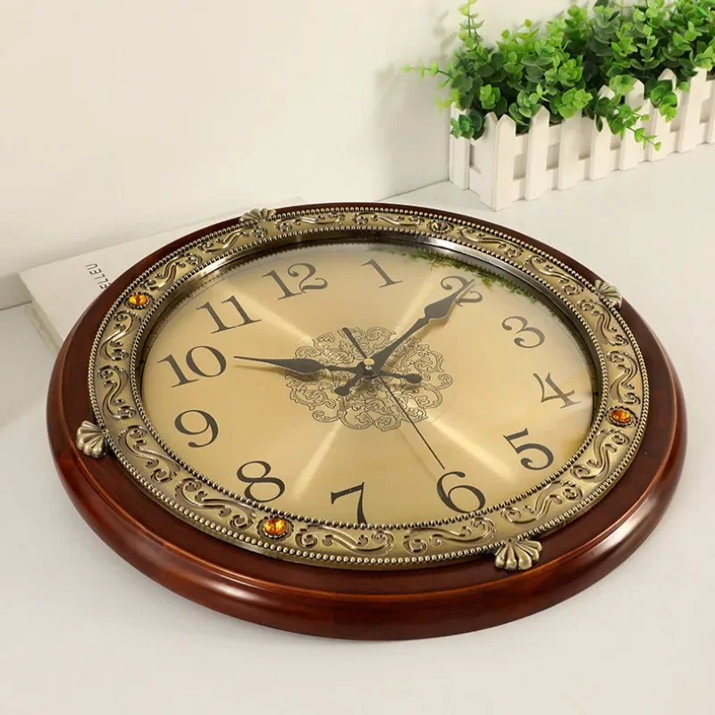 Luxury Wood Wall Clock Metal R - مراجعة Luxury Lifestyle Gifts وسعره