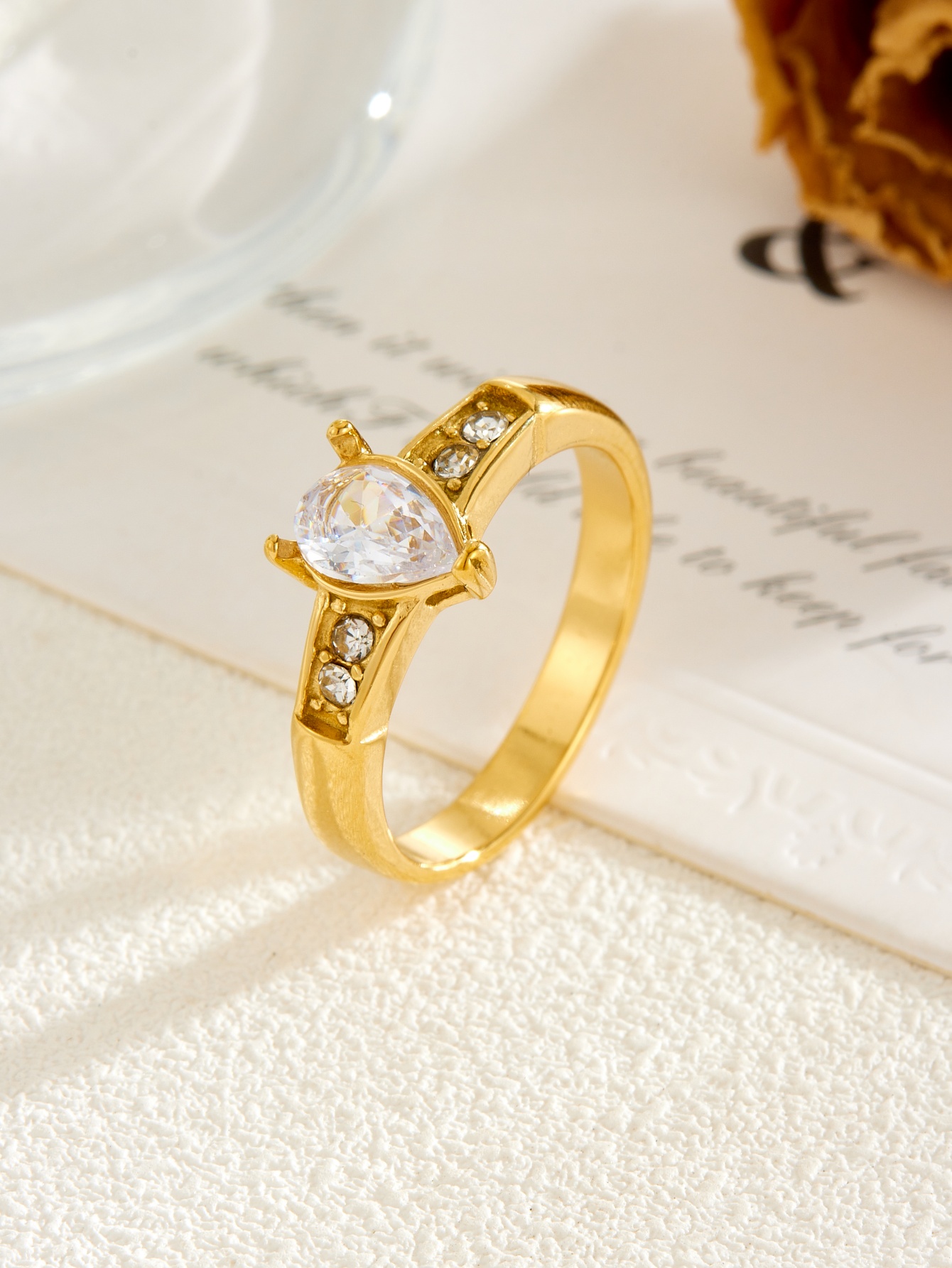 1 Piece Stainless Steel 18K Go - مراجعة Luxury Lifestyle Events وسعره